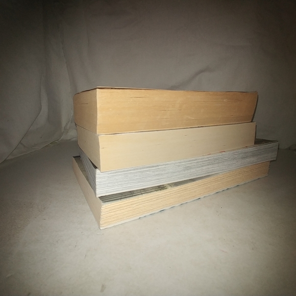 4 James Patterson books: Suzanne's Diary for Nicho - Picture 4 of 4